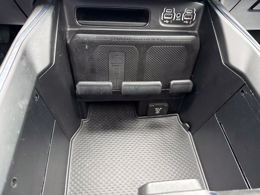 Used 2024 RAM 1500 Laramie AWD/4WD image 20