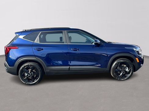 New 2026 Kia Seltos EX image 8