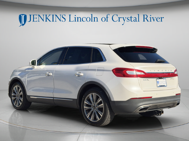 Used 2017 Lincoln MKX Reserve w/ Driver Assistance Package AWD/4WD image 10