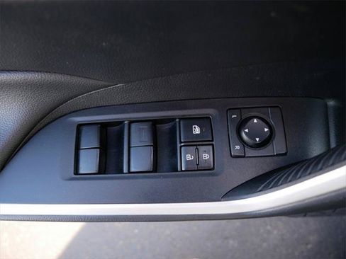 Certified 2021 Toyota RAV4 XLE AWD/4WD image 15