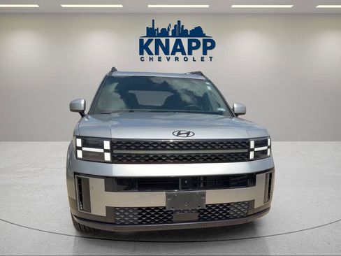 Used 2024 Hyundai Santa Fe Calligraphy FWD image 2