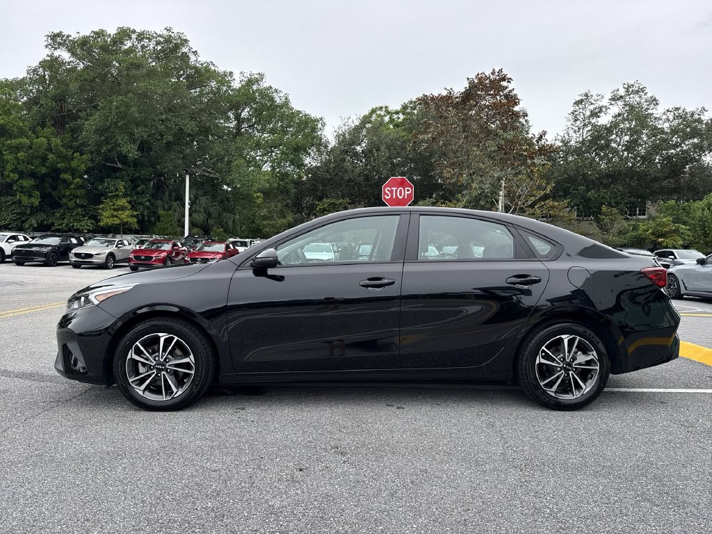 Used 2023 Kia Forte LXS w/ LXS Technology Package FWD image 27