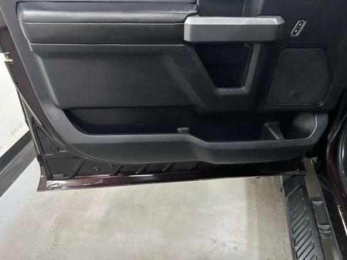 Used 2018 Ford F150 XLT w/ Equipment Group 302A Luxury AWD/4WD image 35