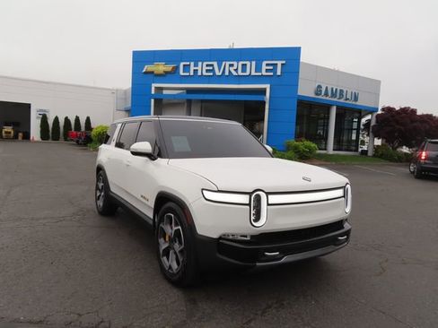 Used 2024 Rivian R1S Adventure AWD/4WD image 45