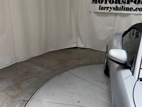 Used 2015 Jaguar XKR R RWD image 9