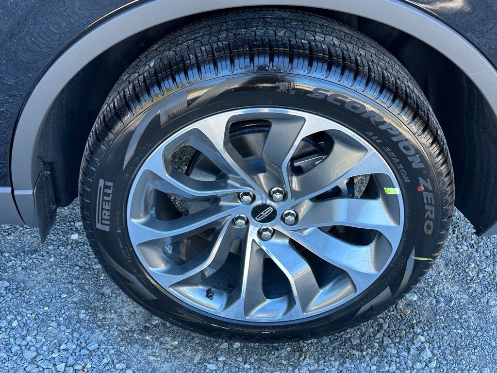 New 2027 Lincoln Aviator Reserve w/ Luxury Package AWD/4WD image 5