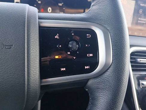Used 2025 Nissan Armada Platinum w/ Convenience Package RWD image 23