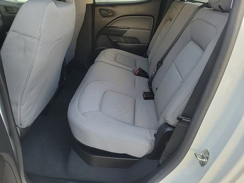 Used 2019 GMC Canyon 2WD Crew Cab w/ Convenience Package image 14