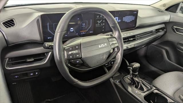 Used 2025 Kia K4 EX FWD image 23