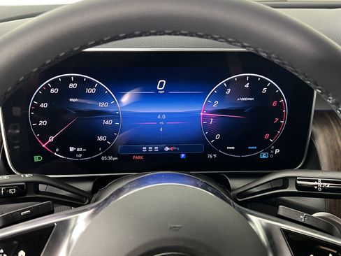 Used 2026 Mercedes-Benz GLC 300 4MATIC image 28