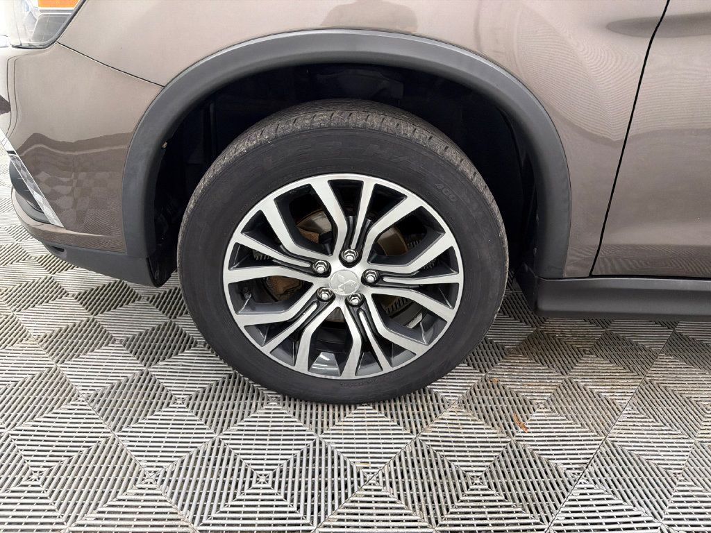 Used 2019 Mitsubishi Outlander Sport ES FWD image 11