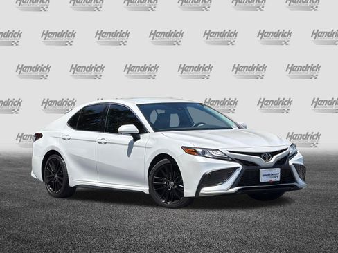 Used 2021 Toyota Camry XSE FWD image 2