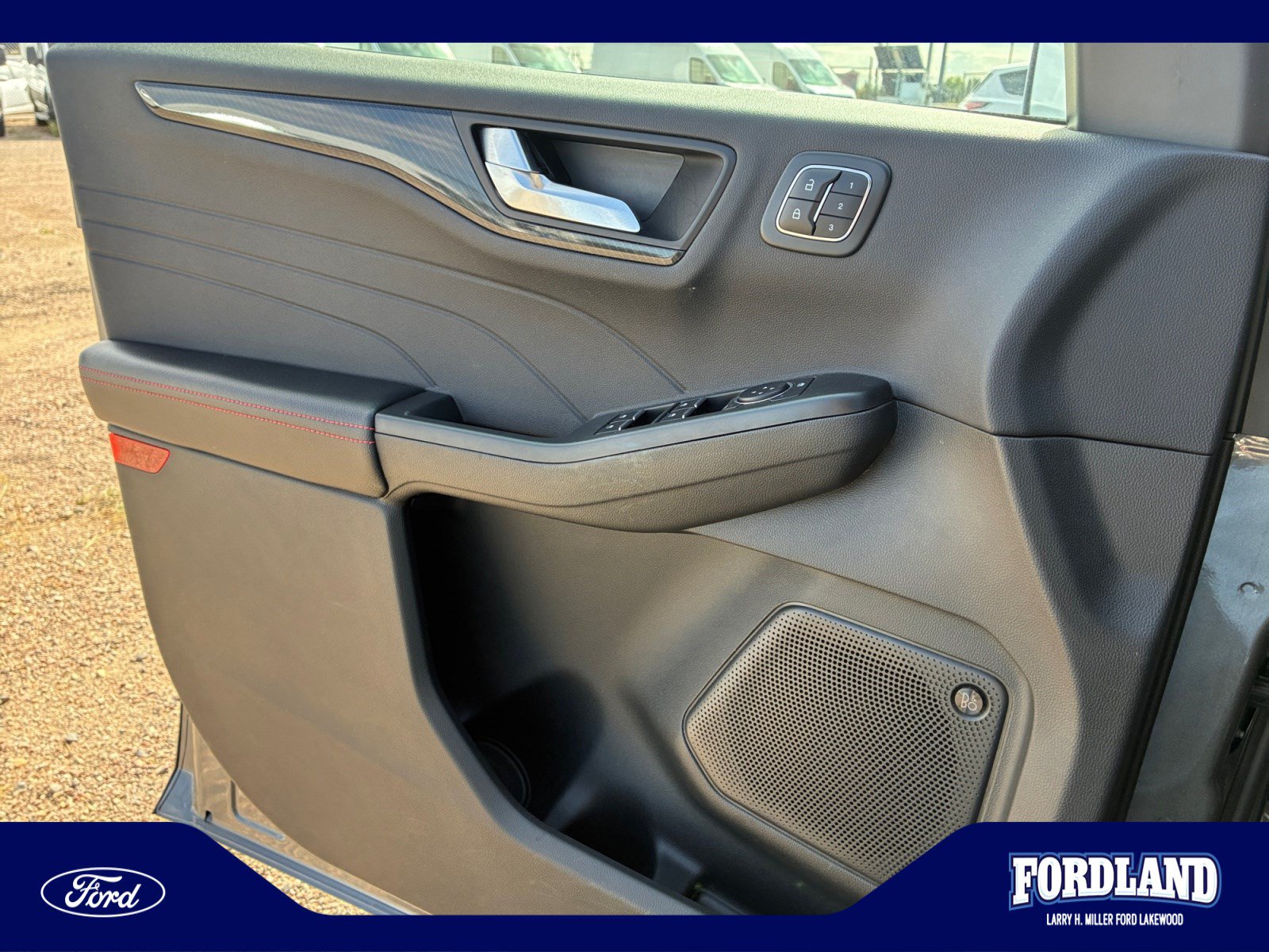 Used 2024 Ford Escape ST-Line Select w/ Tech Pack #2 AWD/4WD image 13