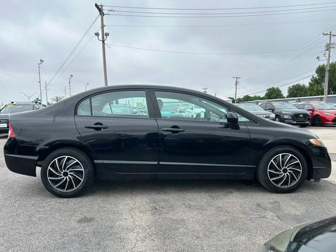 Used 2011 Honda Civic LX image 2