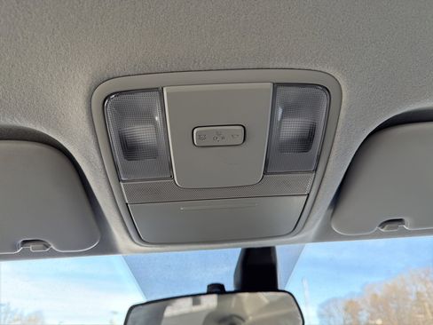 Used 2023 Kia Forte LXS image 18