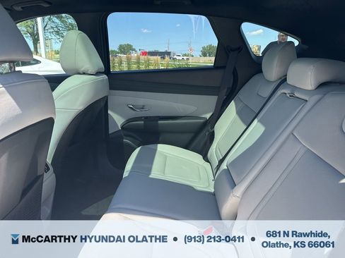 Certified 2025 Hyundai Tucson Limited AWD/4WD image 6
