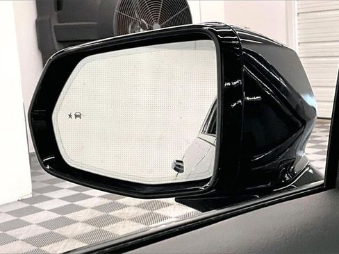 Used 2023 Cadillac XT4 Sport w/ Sun And Sound Package image 35