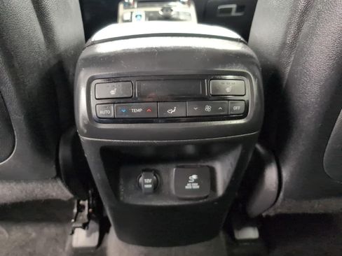 Used 2022 Hyundai Palisade SEL w/ 8P Bench Seat Package AWD/4WD image 23