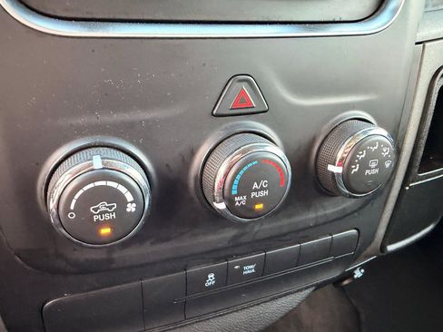 Used 2016 RAM 1500 Express image 20