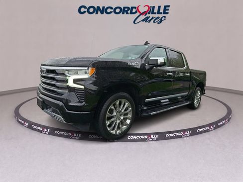 Used 2023 Chevrolet Silverado 1500 High Country AWD/4WD image 3