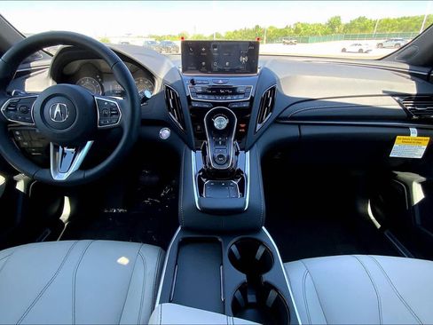 New 2026 Acura RDX SH-AWD image 5