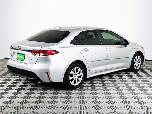 Used 2024 Toyota Corolla LE FWD image 8