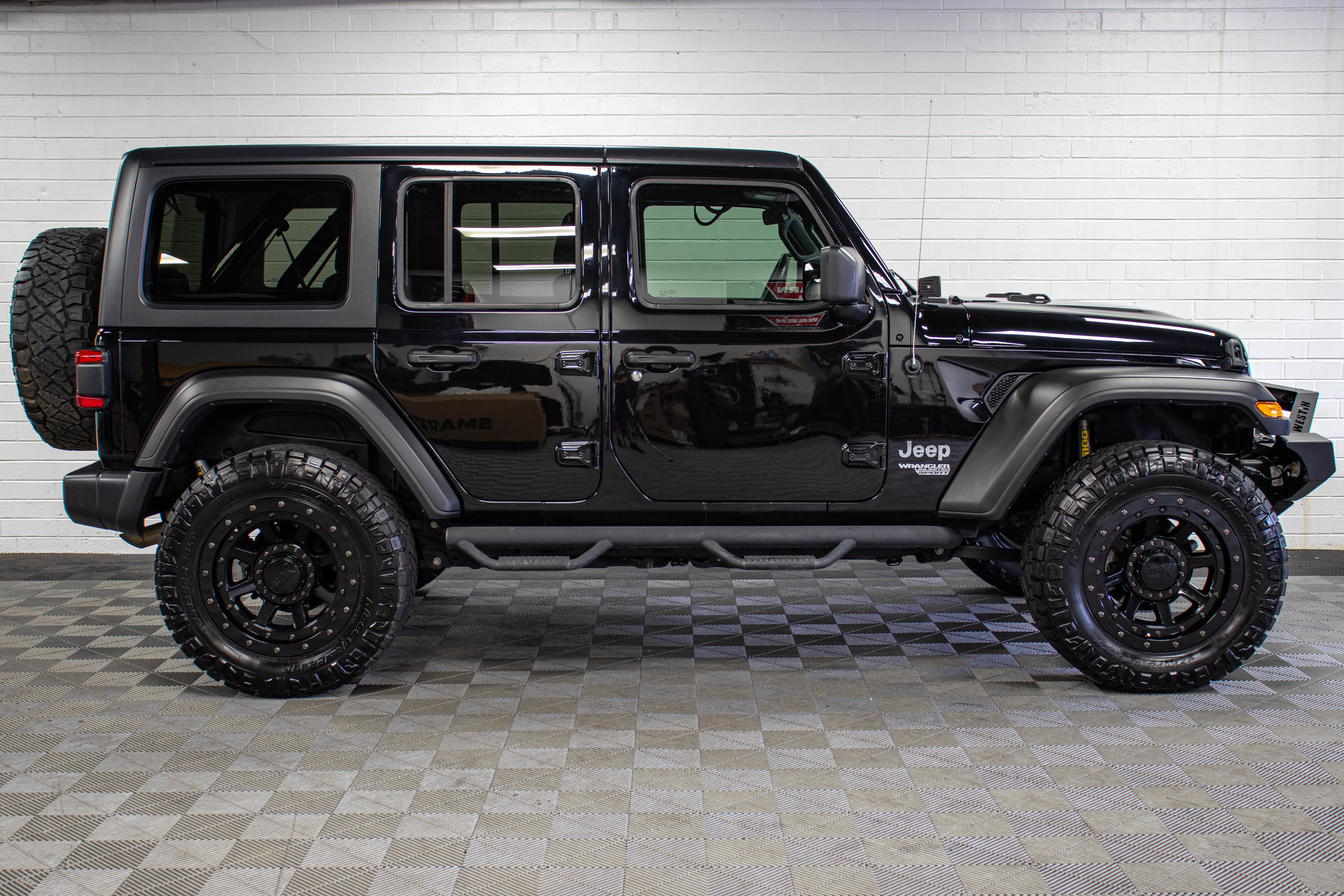 Used 2020 Jeep Wrangler Unlimited Sport S AWD/4WD image 2