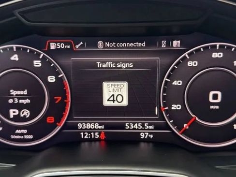 Used 2018 Audi Q7 3.0T Prestige w/ Prestige Package AWD/4WD image 29