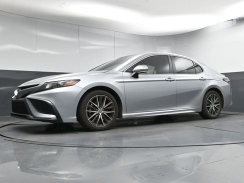 Certified 2024 Toyota Camry SE image 22