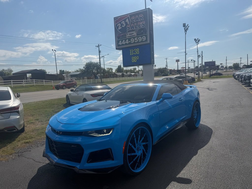 Used 2022 Chevrolet Camaro ZL1 RWD image 7