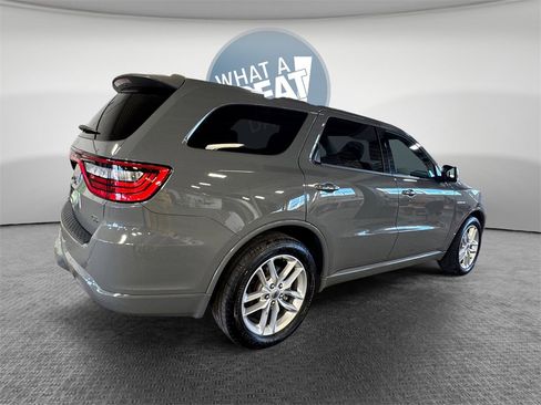 Used 2022 Dodge Durango R/T w/ Trailer Tow Group IV image 3