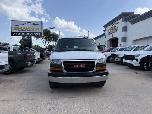 Used 2020 GMC Savana 2500 w/ Driver Convenience Package RWD image 33