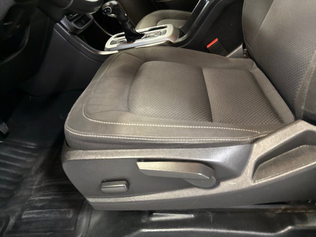 Used 2021 Chevrolet Colorado LT w/ Fleet Safety Package RWD image 16
