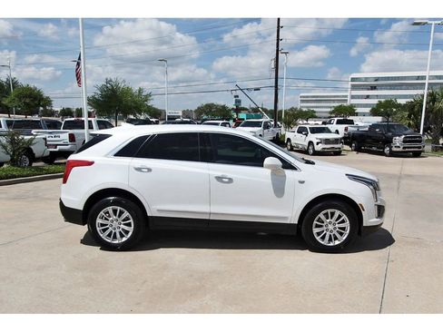Used 2019 Cadillac XT5 FWD image 7