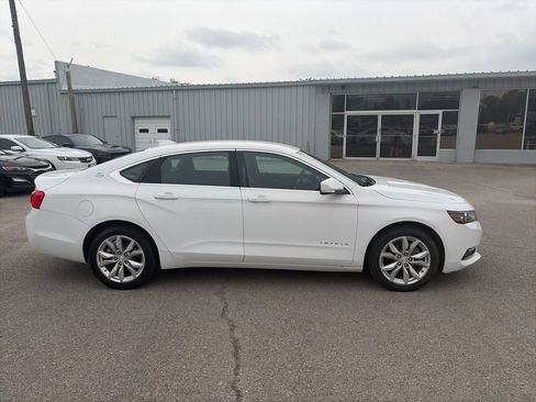 Used 2019 Chevrolet Impala LT FWD image 7