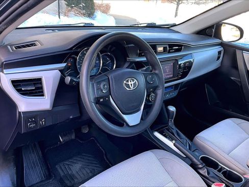 Used 2016 Toyota Corolla LE image 18