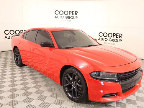 Used 2022 Dodge Charger SXT w/ Blacktop Package image 1