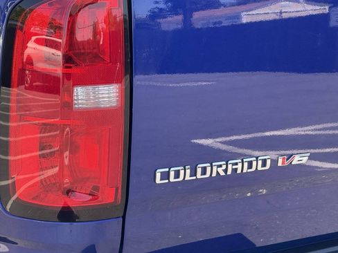Used 2017 Chevrolet Colorado LT w/ LT Convenience Package RWD image 22