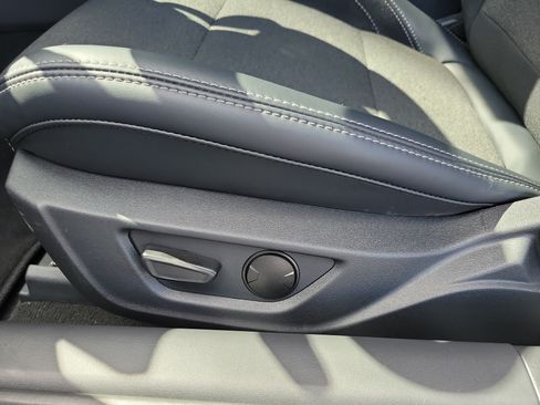 Used 2025 Ford Mustang GT RWD image 16