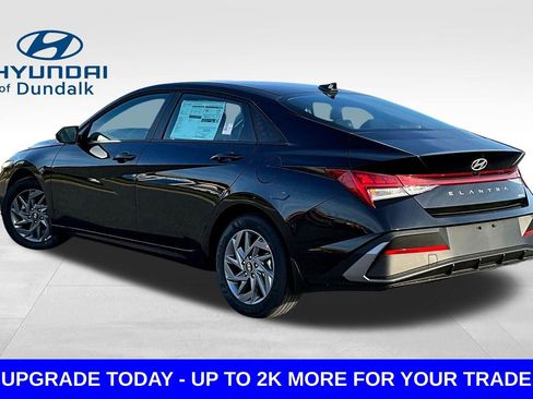 New 2026 Hyundai Elantra Hybrid FWD image 3