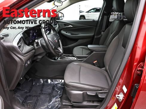 Used 2024 Buick Encore GX Preferred FWD image 13