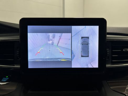 Used 2020 Ford Explorer Limited image 8