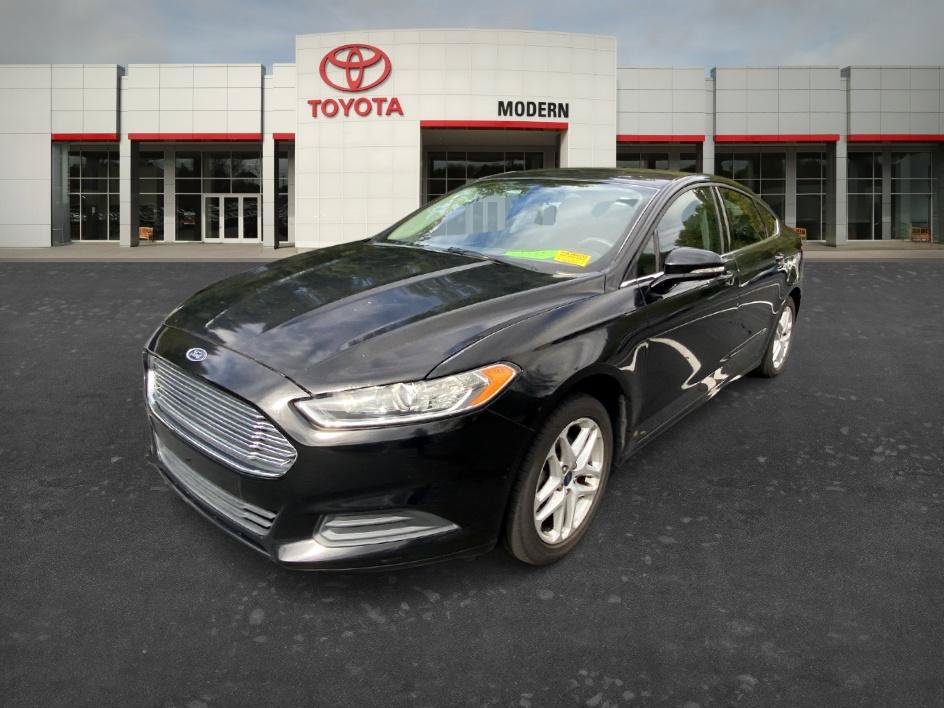 Used 2016 Ford Fusion SE FWD image 16