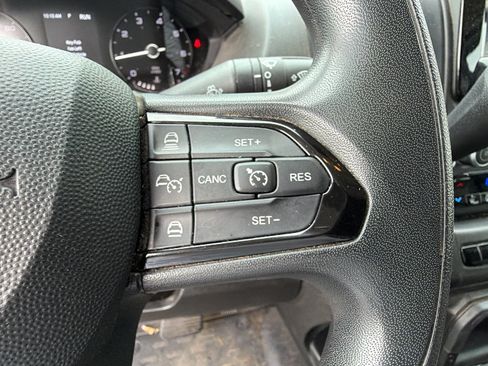 Used 2024 RAM ProMaster 2500 w/ Convenience Group FWD image 24