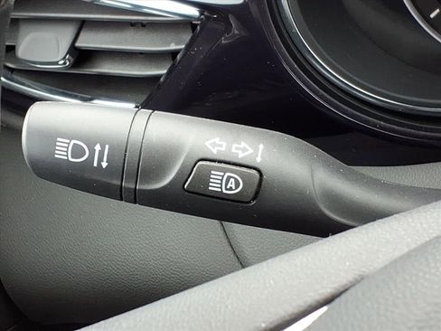 Used 2023 Buick Encore GX Essence w/ Experience Buick Package image 24