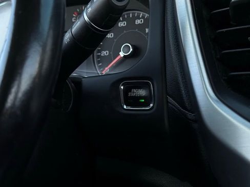 Used 2019 GMC Acadia SLE image 9