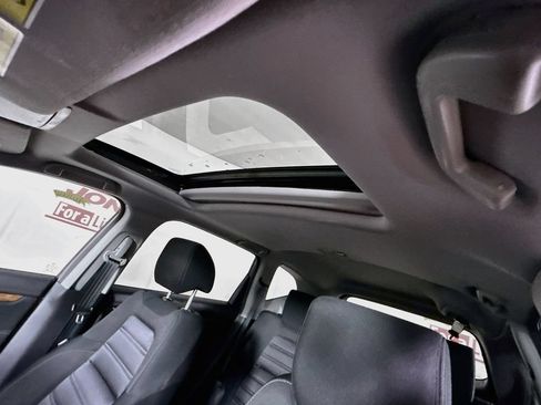 Used 2018 Honda CR-V EX image 10