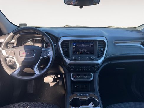 Used 2022 GMC Acadia SLE image 10