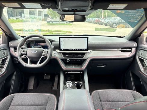 Certified 2025 Ford Explorer ST AWD/4WD image 7