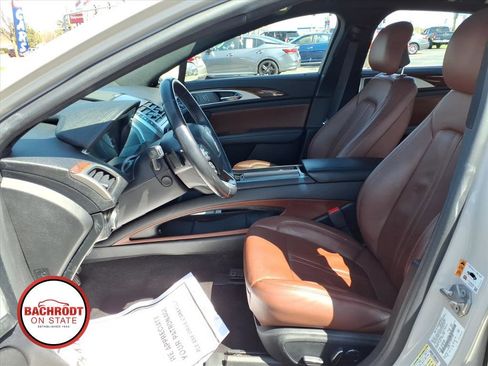 Used 2019 Lincoln MKZ Reserve FWD image 25